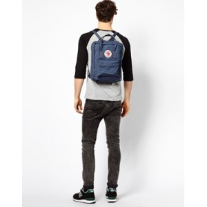 Fjallraven Kanken Classic - Navy 